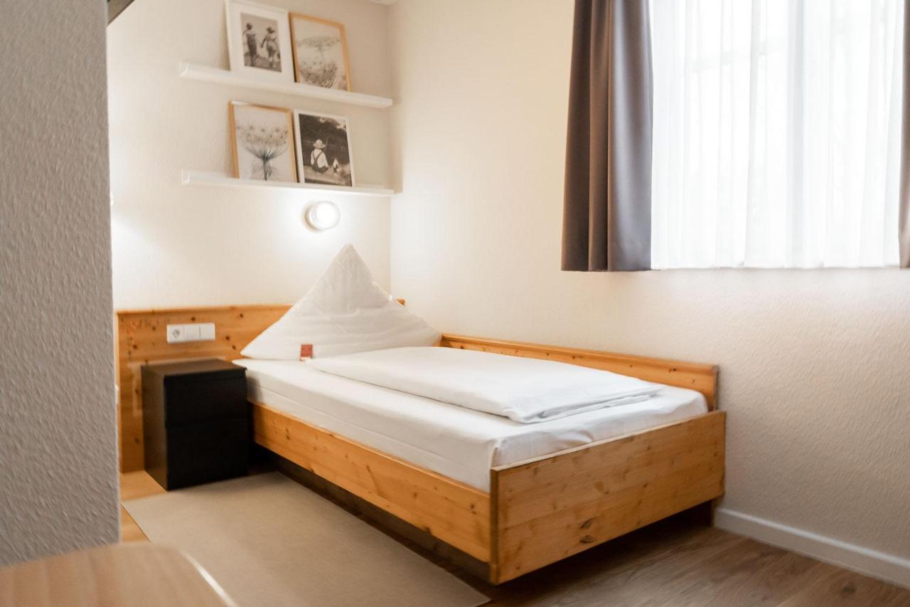 Hotel Beim Schupi Карлсруэ Экстерьер фото