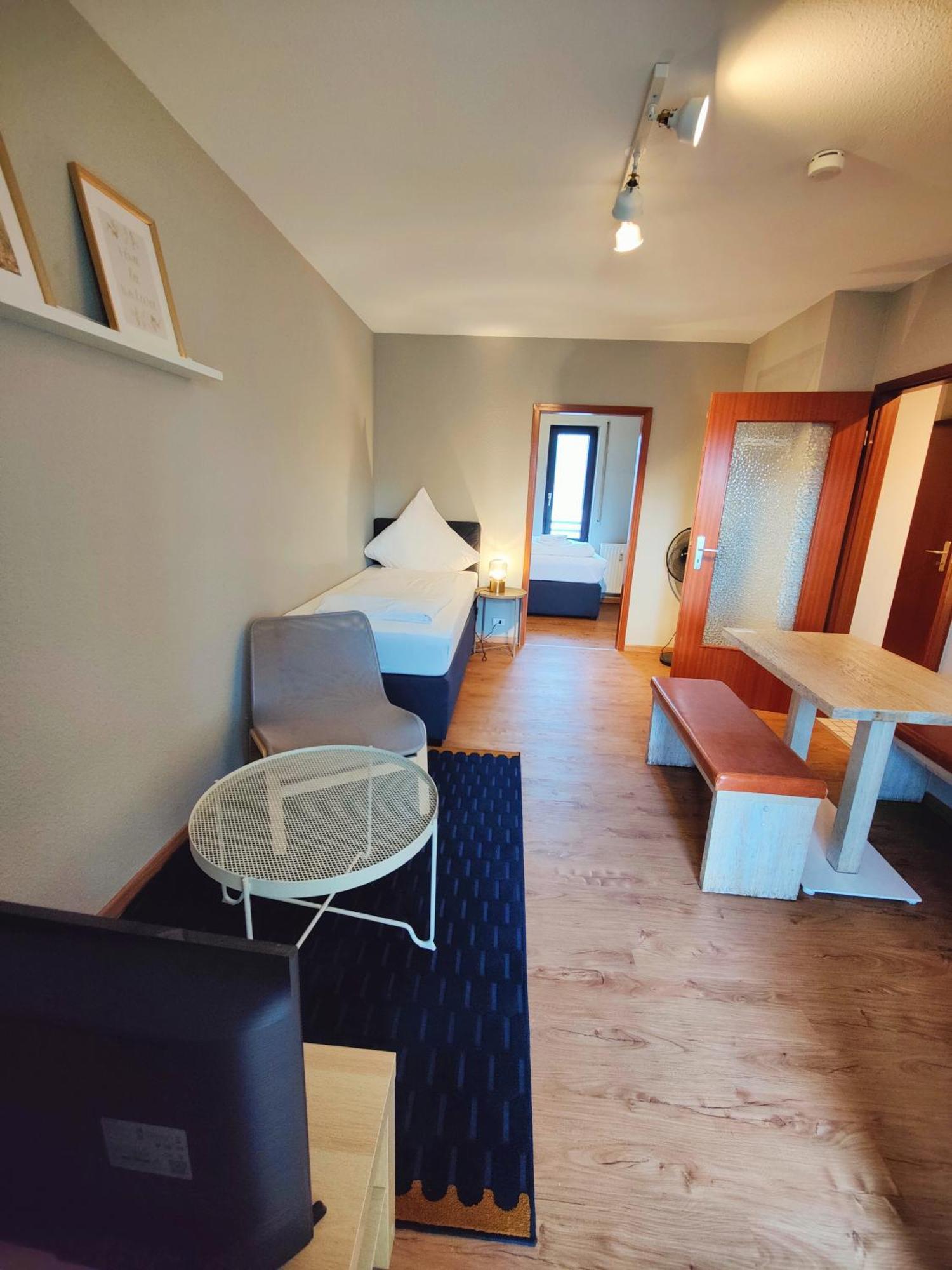 Hotel Beim Schupi Карлсруэ Экстерьер фото